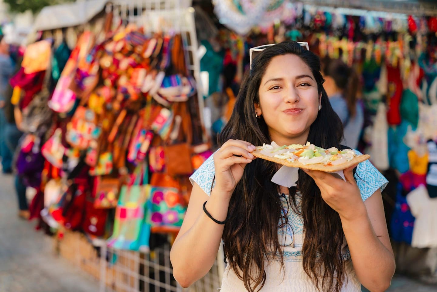 Internationale Food-Tour auf dem Kensington Market thumbnail